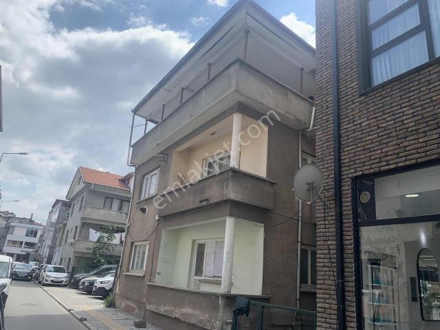 Remax Design Adapazarı Semercilerde 540 M2 3 Katlı Kagir Bina