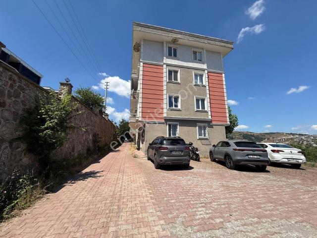 Remax Design Serdivanda Eşyalı Kiralık 1+1 Daire