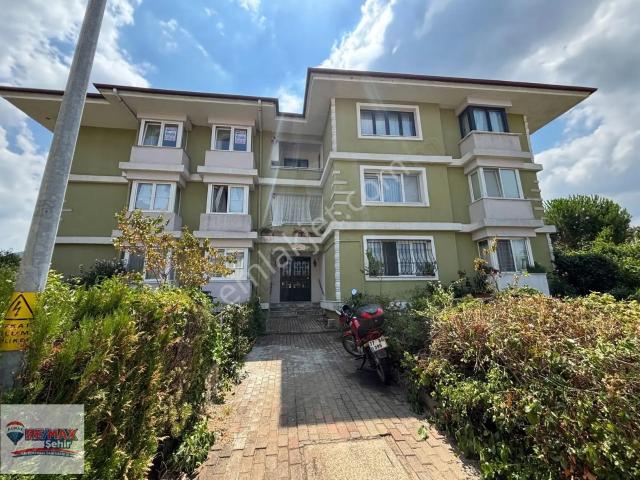 Remax Şehir Paşakent Mah. Satılık 3+1 Daire
