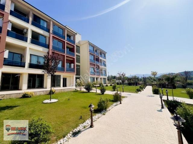 Remax Şehir Yalova Tabiat Park Sitesinde Kiralık 1+1 Daire