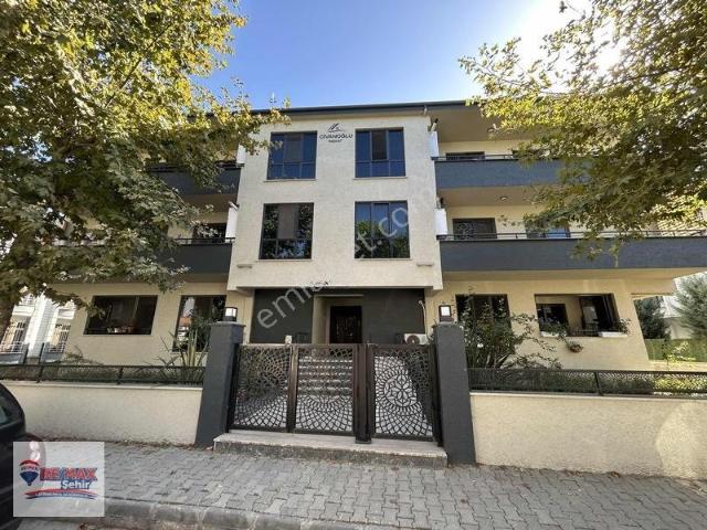 Re/max Şehir'den Adnan Menderes Mahallesinde Satılık 1+1 Daire