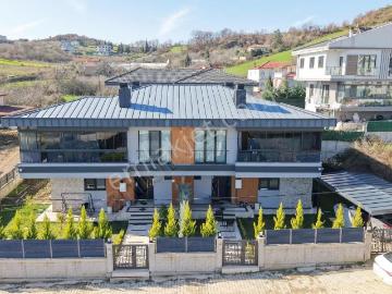 Remax Şehir'den Kadıköy'de Satılık Lüks Villa