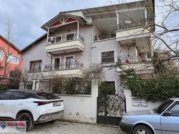 Re/max Şehir'den Yalova Merkezde Satılık Müstakil Ev