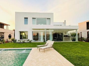 REMAX Encore