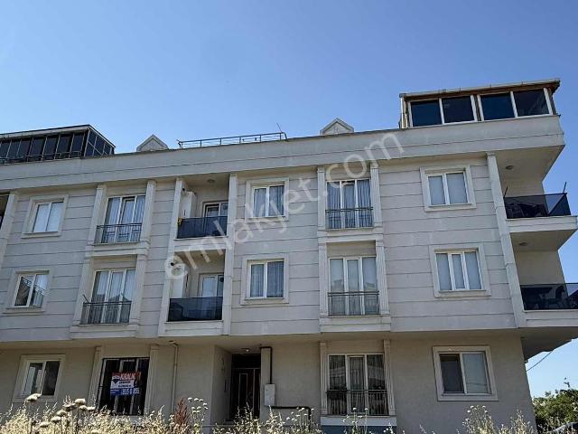 Re/max Hedef'ten Kavaklı Mahallesi'nde 2+1 Kiralık Daire
