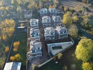 Remax Hedeften Kocaeli Kartepede Satılık Site İçi Havuzlı Villa
