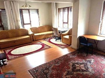 Re/max İnci'den Çarşı Merkezde Kiralık 2+1 Daire