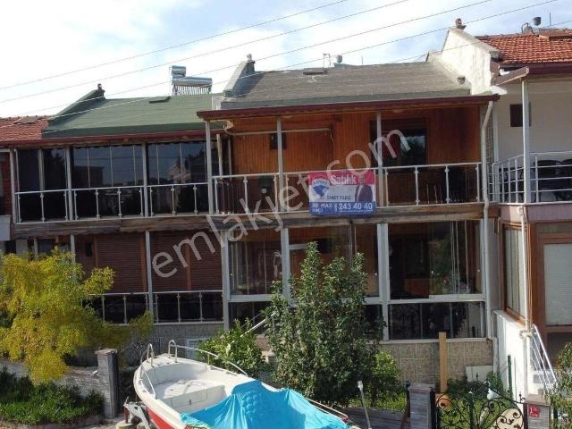Re/max İnci'den Avcılar Mah. Denize Sıfır Satılık Müstakil Ev