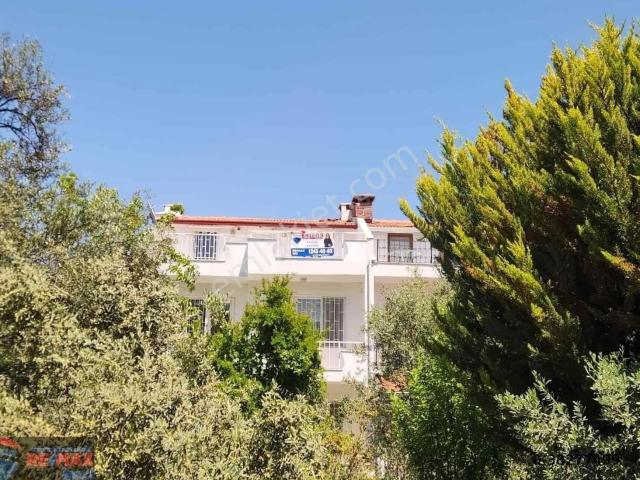 Re/max İnci'den Ayvalık Küçükköy Mah. Satılık Villa