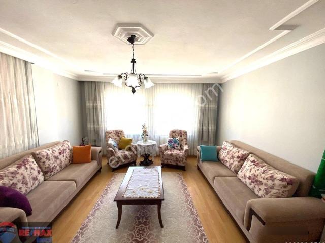 Re/max İnci'den Bahçelievler Mah. Satılık 3+1 Daire