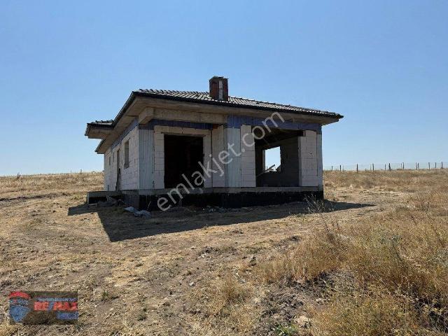 Re/max İnci'den Davutlar'da Satılık Natamam Müstakil Ev Ve Arsası