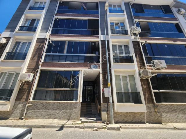 Re/max İnci'den Edremit Merkezde Satılık Ebeveyn Banyolu 3+1 Daire