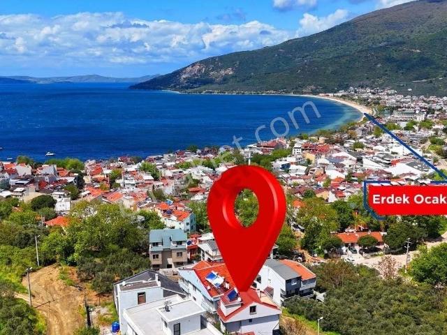 Re/max İnci'den Erdek Ocaklar Mh. Deniz Manzaralı Satılık Tripleks Villa