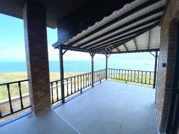 Re/max İnci'den Erdek Paşalimanında Satılık Villa
