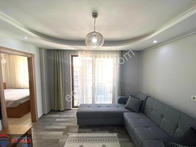 Re/max İnci'den İzmir Yolu Yakını Satılık 1+1 Daire