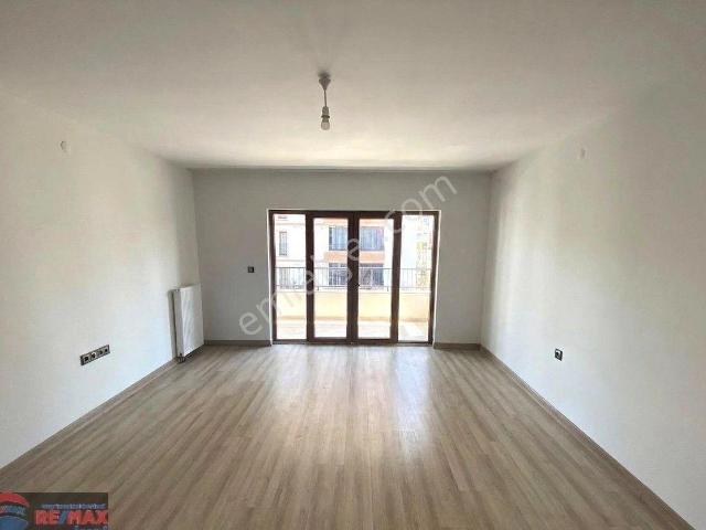 Re/max İnci'den Kuva i Milliye Toki'de 3+1 Kıralık Daire