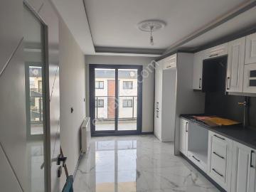 Remax Jet Yedi Eylül Mahallesinde Kiralık 150m2 3+1