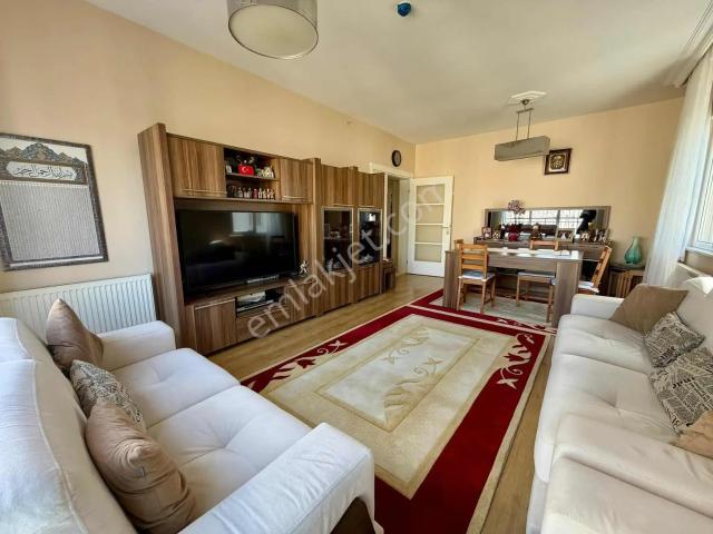 Remax Kaya'dan İnnovia 2'de Havuz Manzaralı Köşe 3+1 Daire