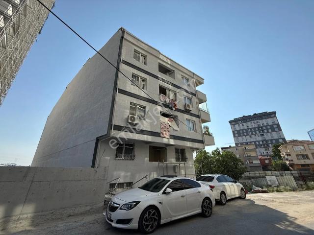 Remax Kurtuluş'tan Metroya Yakın Kredili Satılık 2+1 Y.giriş