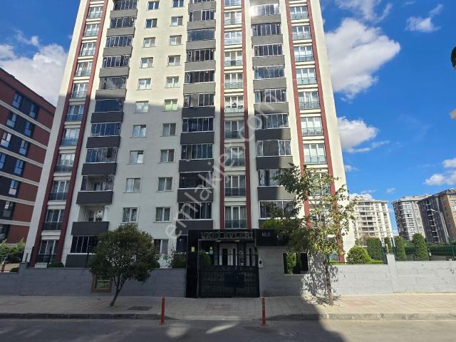 Remax Land Den Hürriyet Mah. Kiralık 2+1 Daire