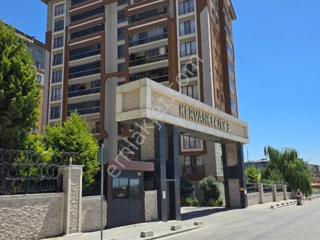 Re/max Land Kervancı Cıty 3'te Havuzlu Sitede Kiralık 2+1 Daire