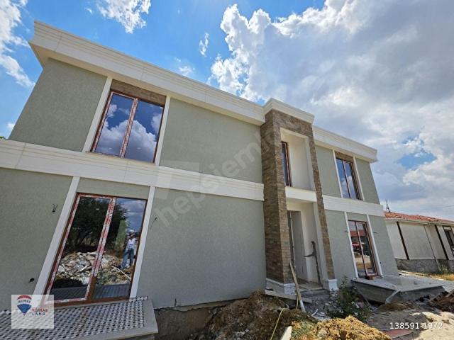 REMAX LAND'DAN ÖNERLERDE BUTİK SİTE'DE SATILIK 1+1 DAİRE