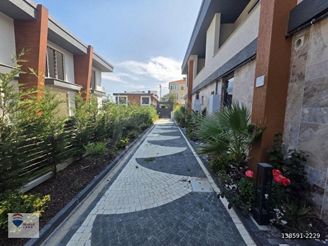REMAX LAND'DAN ÖNERLERDE SATILIK 2+1 LOFT VİLLA