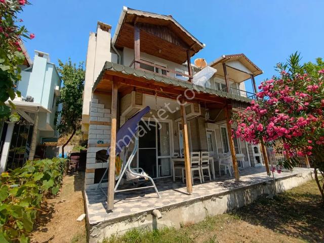 Re/max Land'den Müstakil Site İçerisinde Villa