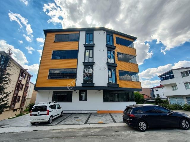 Remax Land'den Şeyhsinanda Sıfır Binada Ebeveyn Banyolu Ara Kat