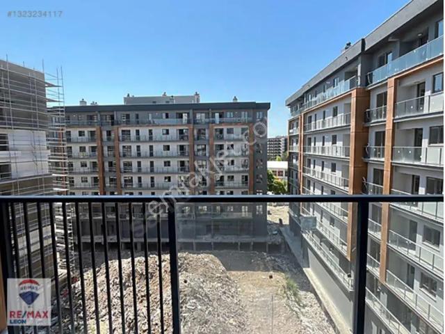 Remax Leon Akpınar Egemen 1050 Sitesi Kiralık 3+1 Daire