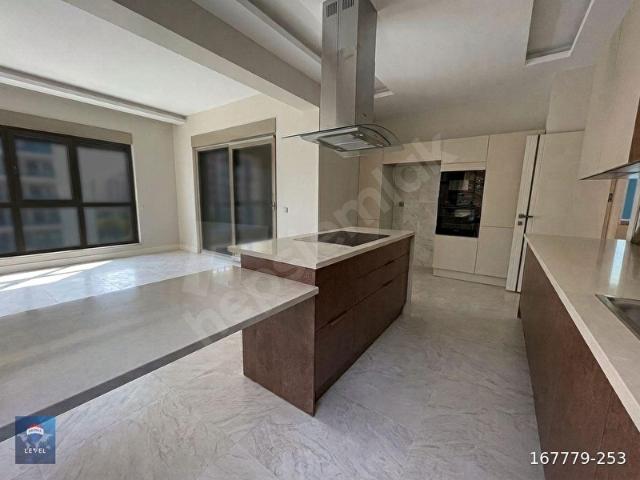 REMAX LEVEL'DAN KAÇIRILMAYACAK FIRSAT FİYATA 4+1 SATILIK DAİRE