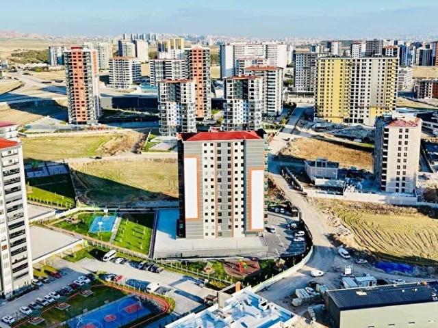 REMAX LEVEL'DEN SUSUZDA SATILIK GENİŞ 4+1 DAİRE