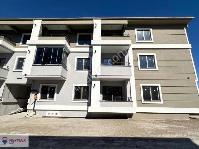 Remax Mıd Gaziosmanpaşa Mahde Sıfır 1+1 Balkonlu Krediye Uygun