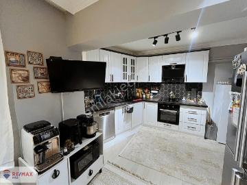 Remax Mıd 'den Çarşı Merkezde Satılık Emsalsız Daıre