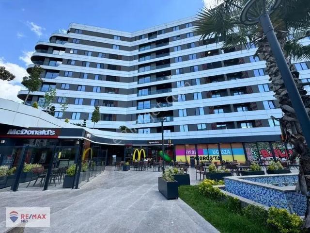 Remax Mıd'den E rezidans'da Satılık 3+1 Lüks Ara Kat Daire