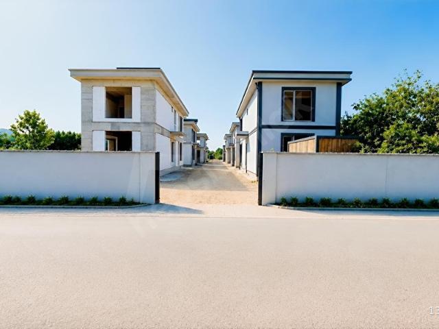 REMAX MAVİ MURAT GENÇLER'DEN SERDİVAN'DA MÜSTAKİL HAVUZLU VİLLA