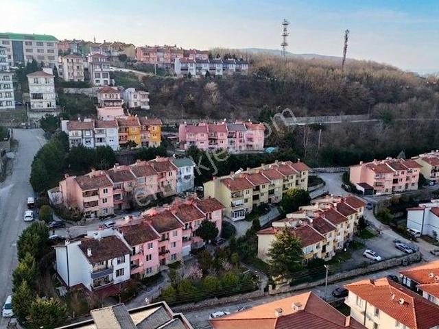 Remax Mavi şelale Park Yanı Atso Villarında 6+2 Bahçe Tripleksi