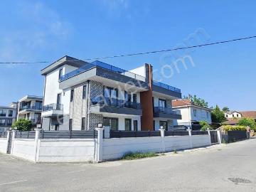 Remax Mavi Yazlık'ta 4+1 Geniş Bahçeli Ve Teraslı Satılık Villa