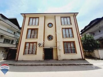 Remax Maviden Adapazarı Mithatpaşa Donatımda 2+1 Kiralık Daire