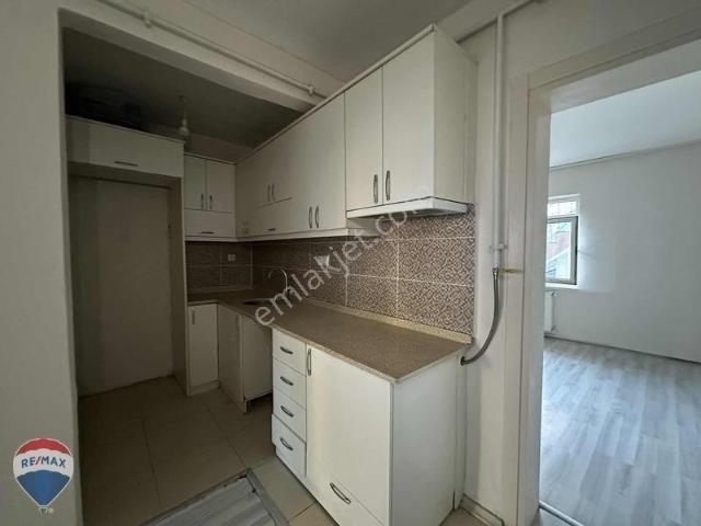 Remax Maviden İstiklal Mah'de 2+1 Kiralık Daire