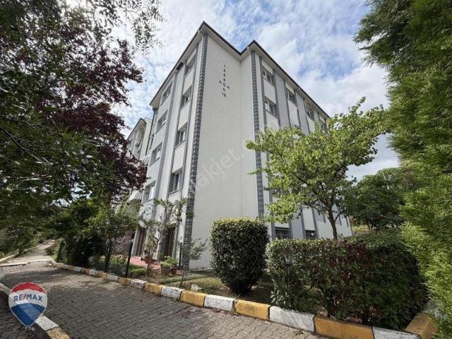 Remax Mavi'den Korucuk'ta Kiralık 3+1 Giriş Kat Daire