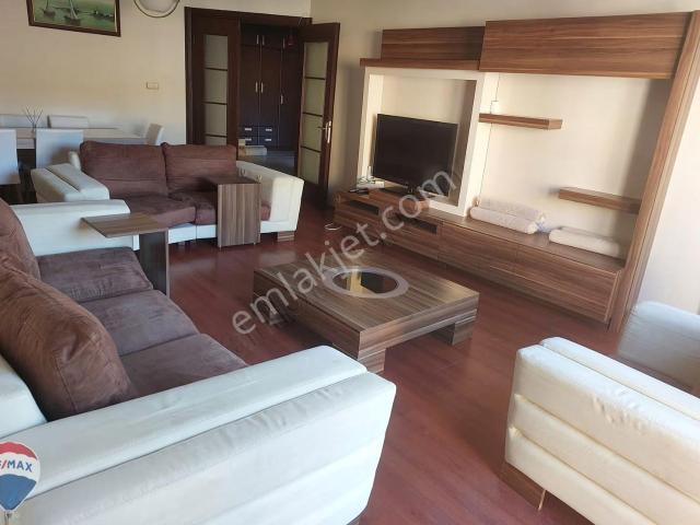 Remax Maviden Korucuk Baytur Sitesinde Eşyalı 3+1 Kiralık Daire
