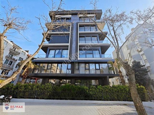Remax Mid 'den Bandırma Caddesi Satılık 4+1 Lüks Dubleks Daire