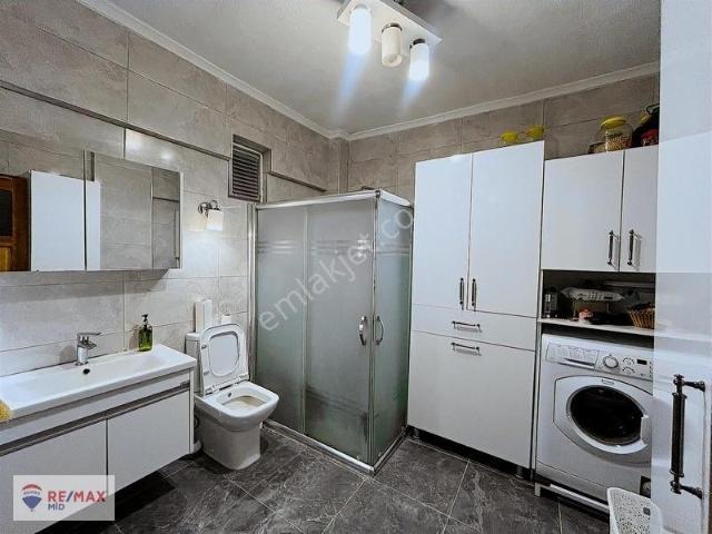Remax Mid Den Satılık Adnan Menderes De Daire