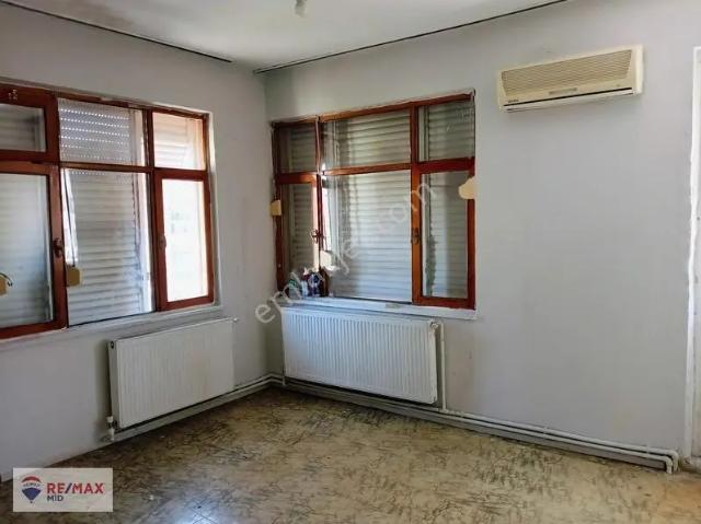 Remax Mid'den Bahçelievler Mah. 3+1 Kiralık Daire