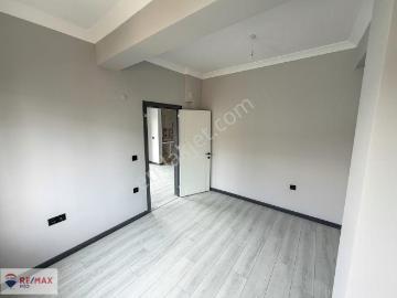 Re/max Mid'den Paşaalanında Satılık 2+1 Daire