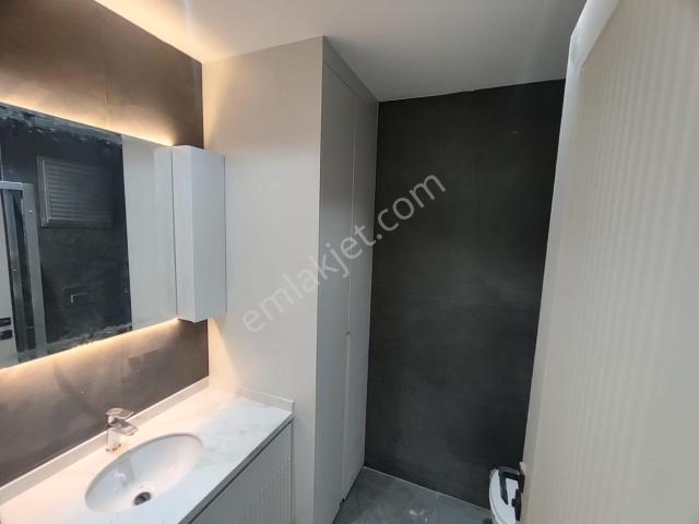 Remax Model Çamlık Dilek Evler Sitesinde 3+1 Sıfır Kiralık Daire