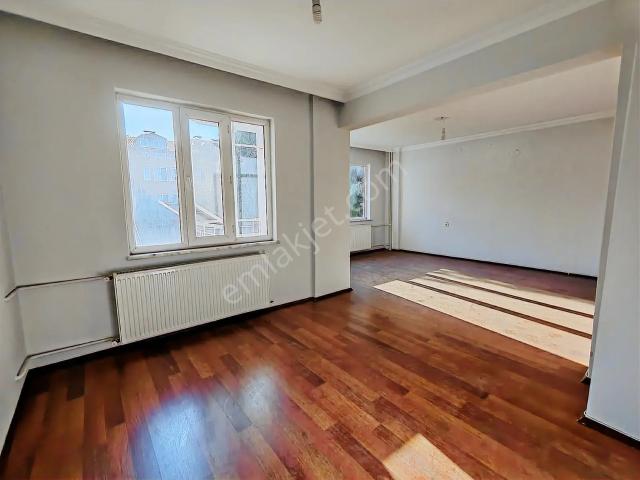Remax Model Den Emsan Evlerinde 2+1 Satılık Daire