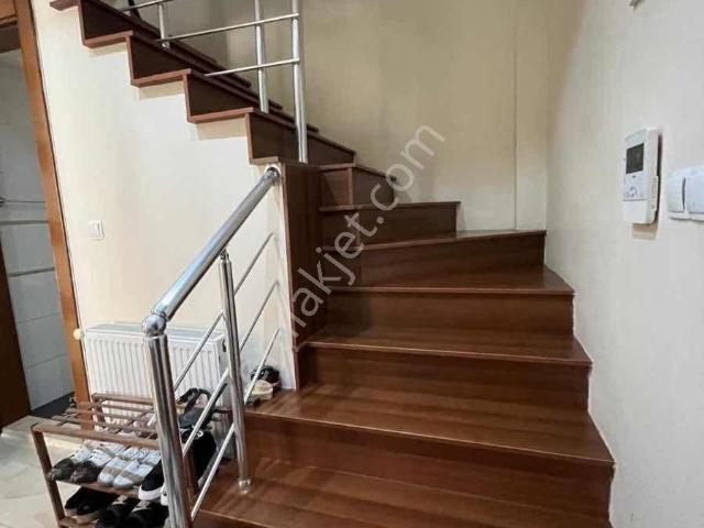 Remax Model Den Kuşpınar Mahallesinde 4+1 Satılık Dubleks Daire