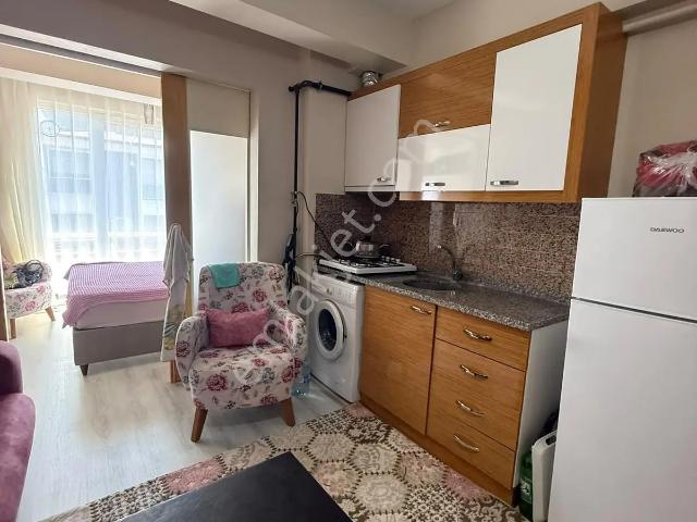 Remax Model Den Satılık Tek Tapu Çift Apart
